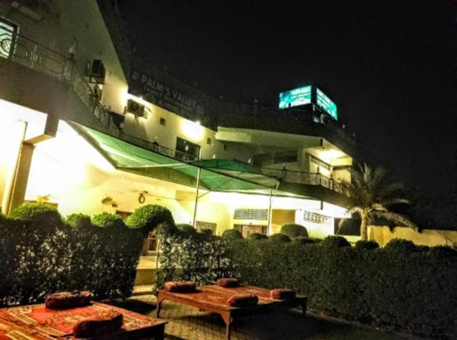 Palm Valley Hotel Sukkur Exterior photo