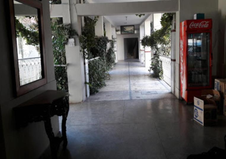 Palm Valley Hotel Sukkur Exterior photo