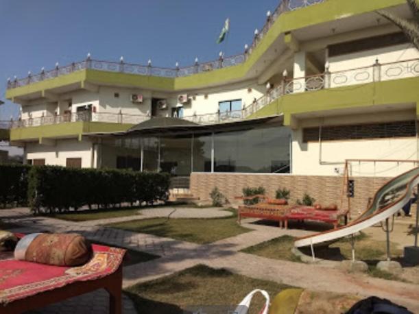 Palm Valley Hotel Sukkur Exterior photo